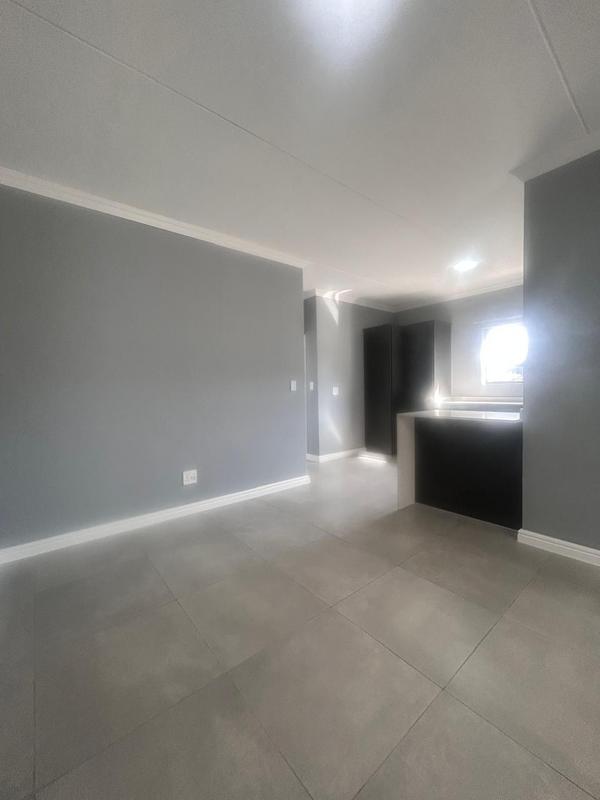 To Let 3 Bedroom Property for Rent in Glen Austin Gauteng