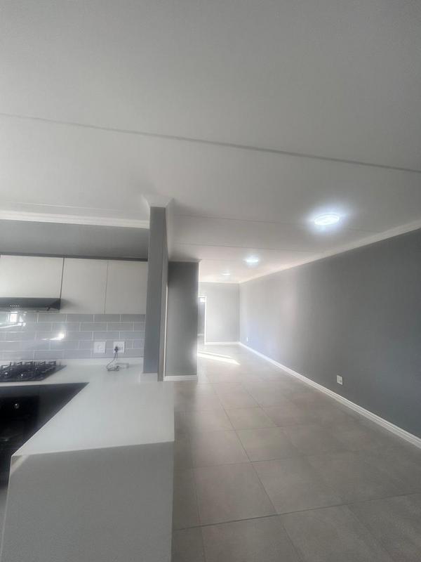 To Let 3 Bedroom Property for Rent in Glen Austin Gauteng