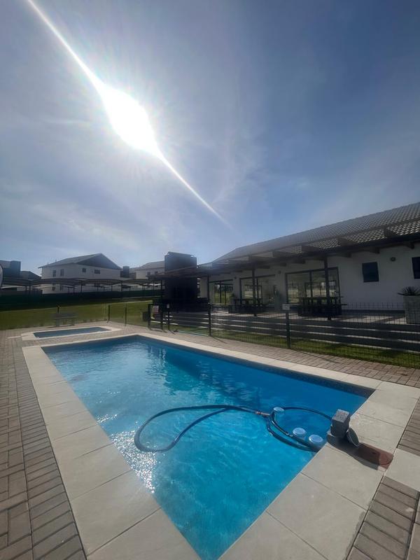 To Let 3 Bedroom Property for Rent in Glen Austin Gauteng