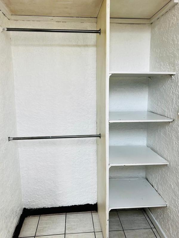 To Let 1 Bedroom Property for Rent in Edenvale Gauteng