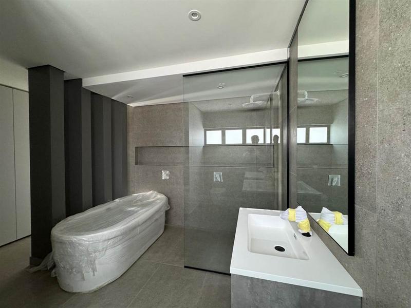 To Let 4 Bedroom Property for Rent in Waterkloof A H Gauteng