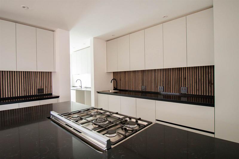 To Let 4 Bedroom Property for Rent in Waterkloof A H Gauteng