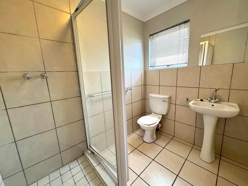 To Let 2 Bedroom Property for Rent in Ferndale Gauteng
