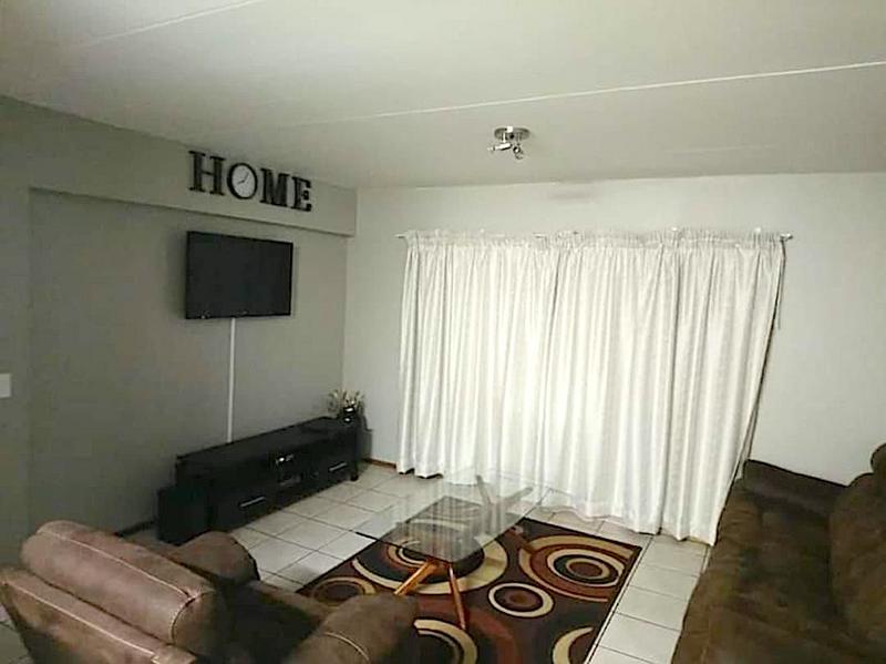 To Let 2 Bedroom Property for Rent in Sundowner Gauteng
