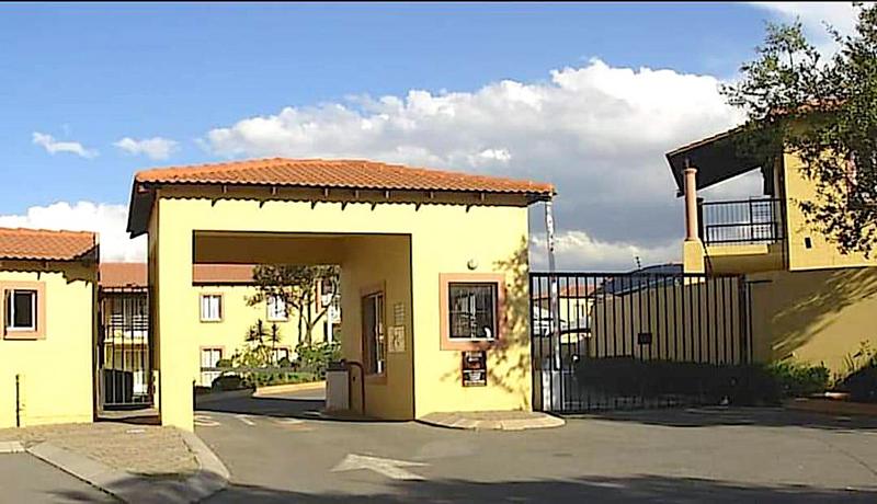 To Let 2 Bedroom Property for Rent in Sundowner Gauteng