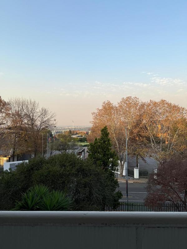 To Let 2 Bedroom Property for Rent in Illovo Gauteng