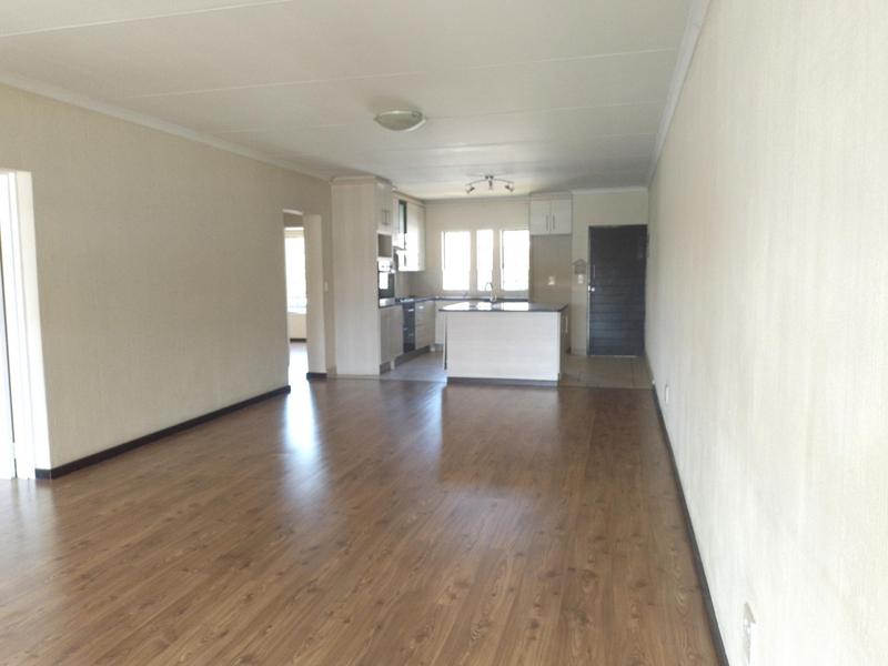 To Let 3 Bedroom Property for Rent in North Riding Gauteng