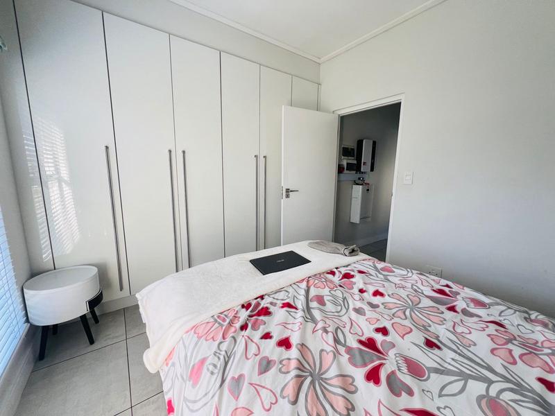 To Let 2 Bedroom Property for Rent in Waterfall Gauteng