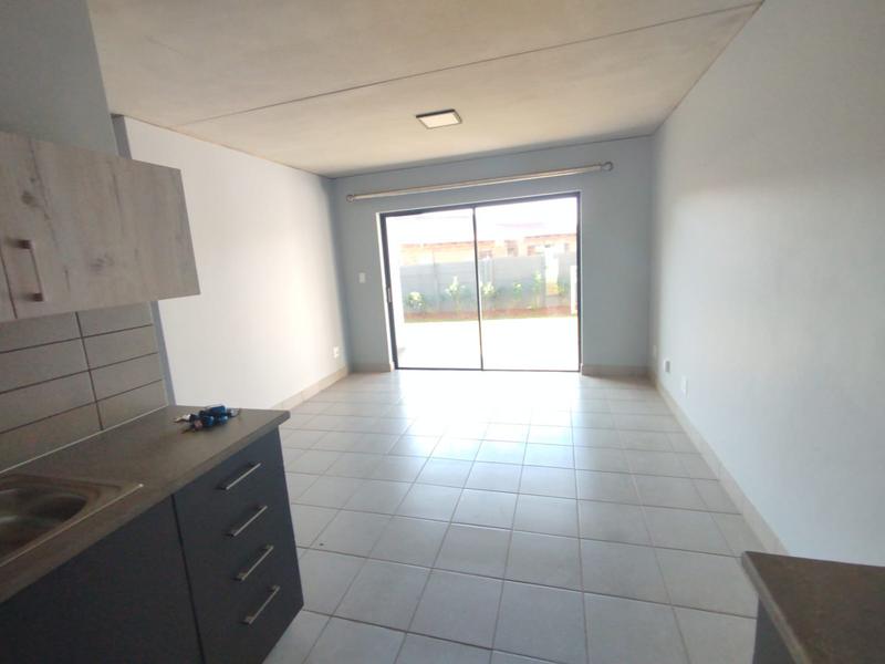 To Let 2 Bedroom Property for Rent in Annlin Gauteng