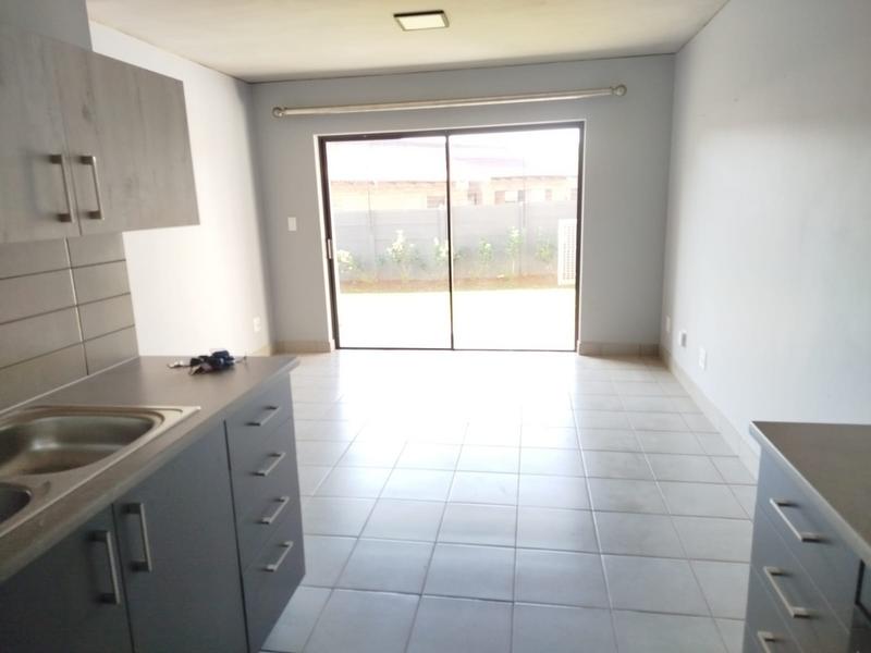 To Let 2 Bedroom Property for Rent in Annlin Gauteng