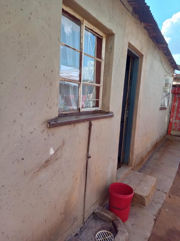 2 Bedroom Property for Sale in Katlehong South Gauteng