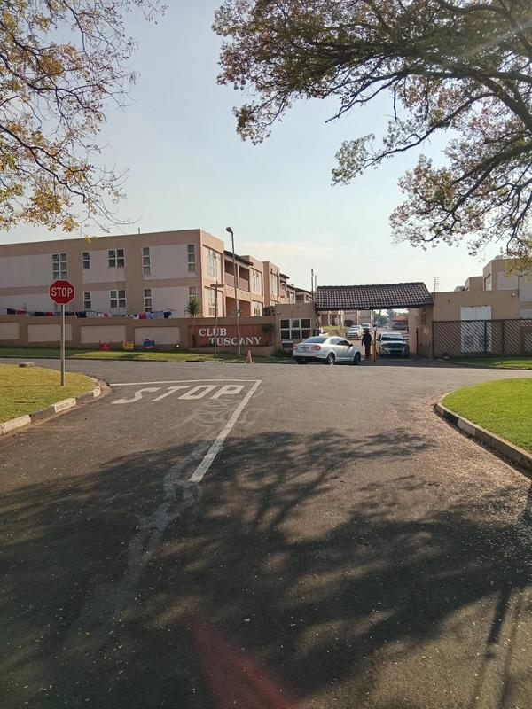 3 Bedroom Property for Sale in Mondeor Gauteng