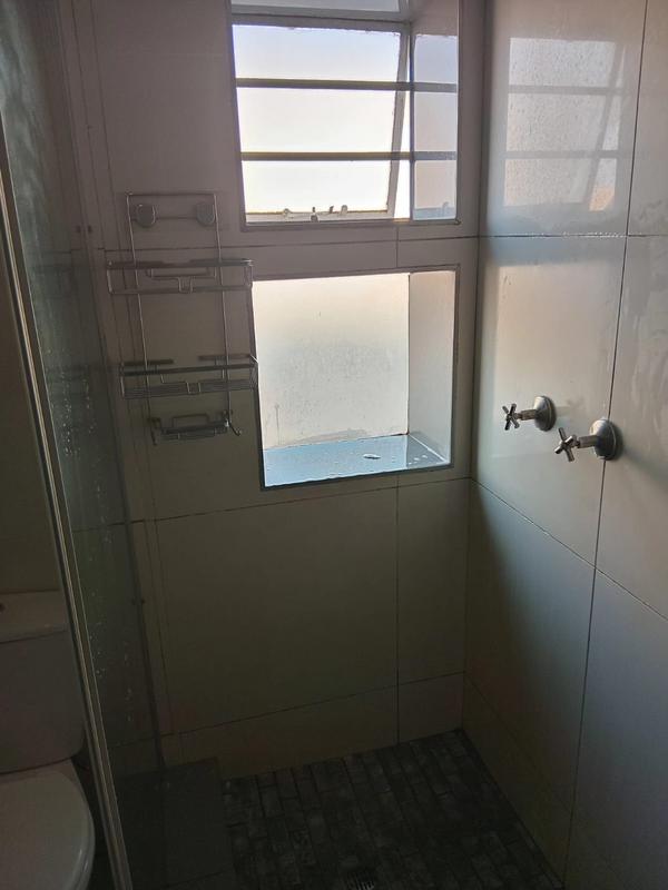 3 Bedroom Property for Sale in Mondeor Gauteng