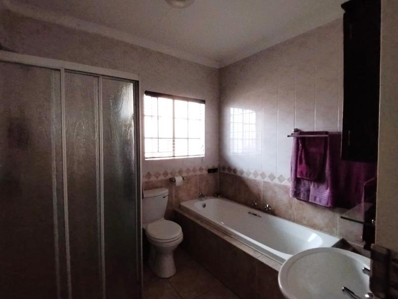 3 Bedroom Property for Sale in Amberfield Ridge Gauteng