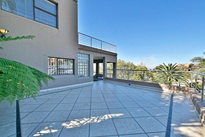 4 Bedroom Property for Sale in Bassonia Gauteng