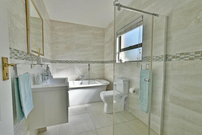 4 Bedroom Property for Sale in Bassonia Gauteng