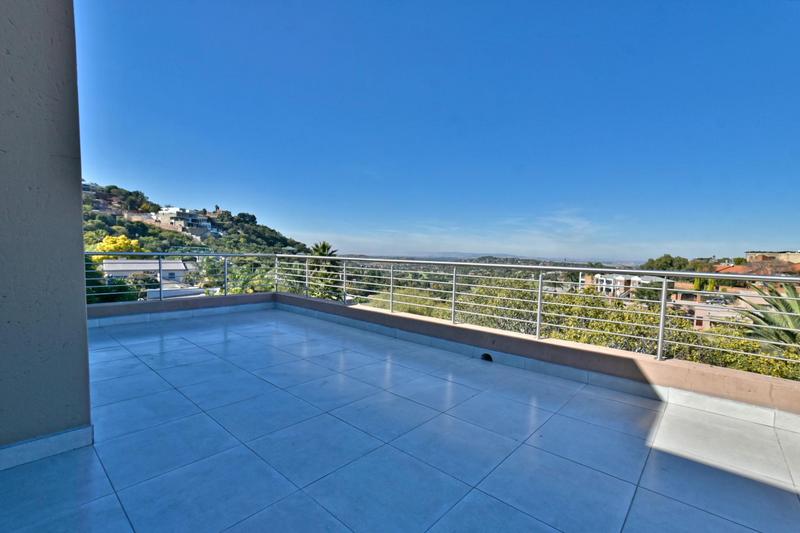 4 Bedroom Property for Sale in Bassonia Gauteng