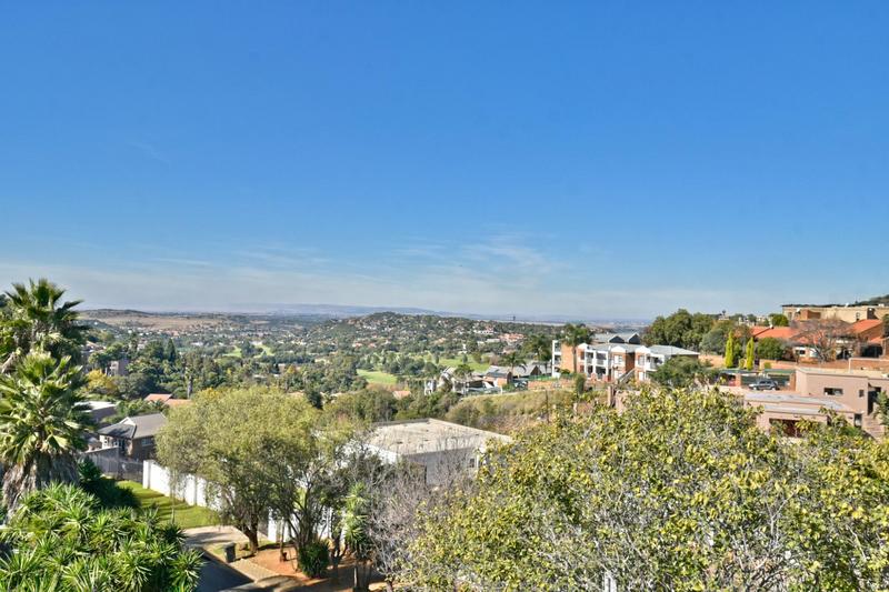 4 Bedroom Property for Sale in Bassonia Gauteng