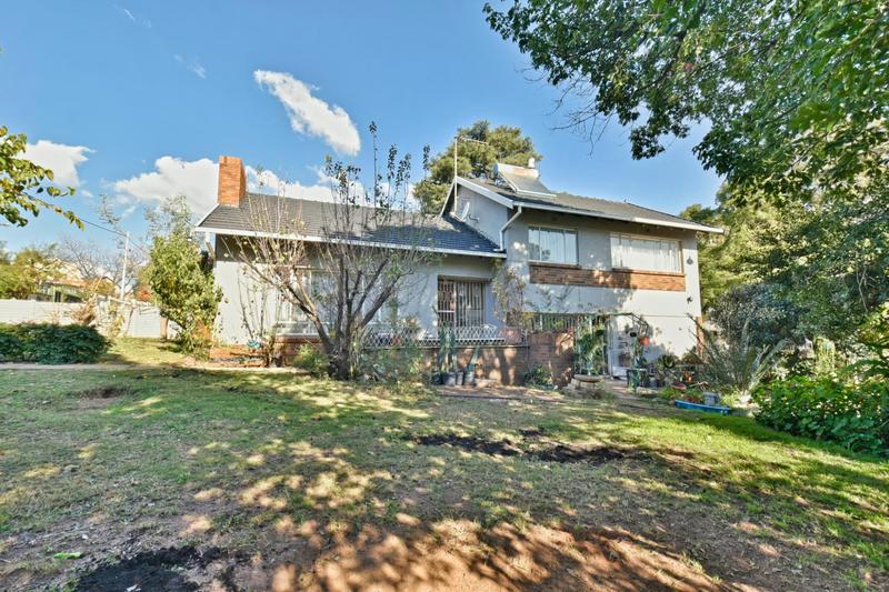 3 Bedroom Property for Sale in Mondeor Gauteng