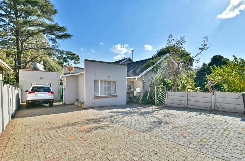 3 Bedroom Property for Sale in Mondeor Gauteng