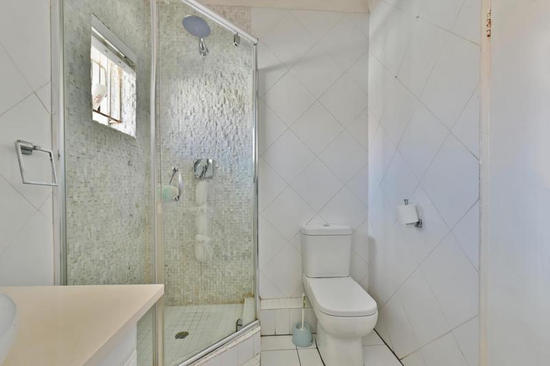 3 Bedroom Property for Sale in Mondeor Gauteng