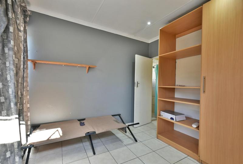 3 Bedroom Property for Sale in Mondeor Gauteng