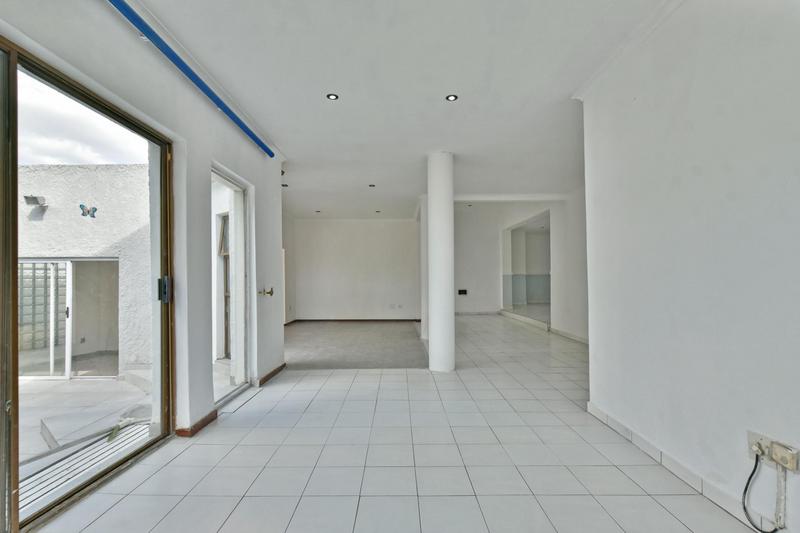 2 Bedroom Property for Sale in Norwood Gauteng