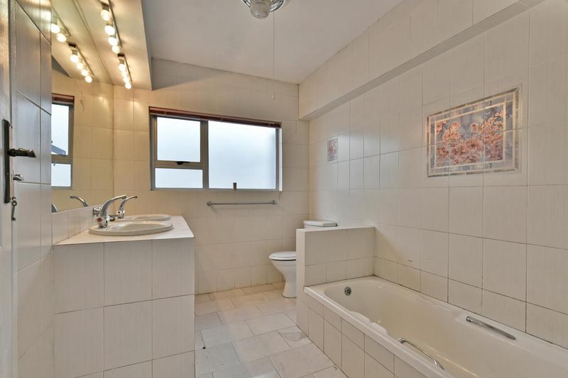 2 Bedroom Property for Sale in Norwood Gauteng