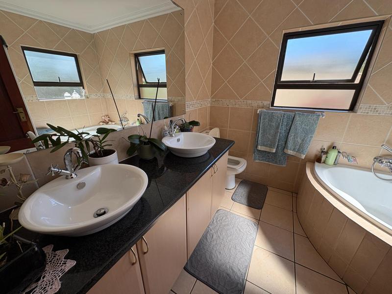 4 Bedroom Property for Sale in Midstream Estate Gauteng