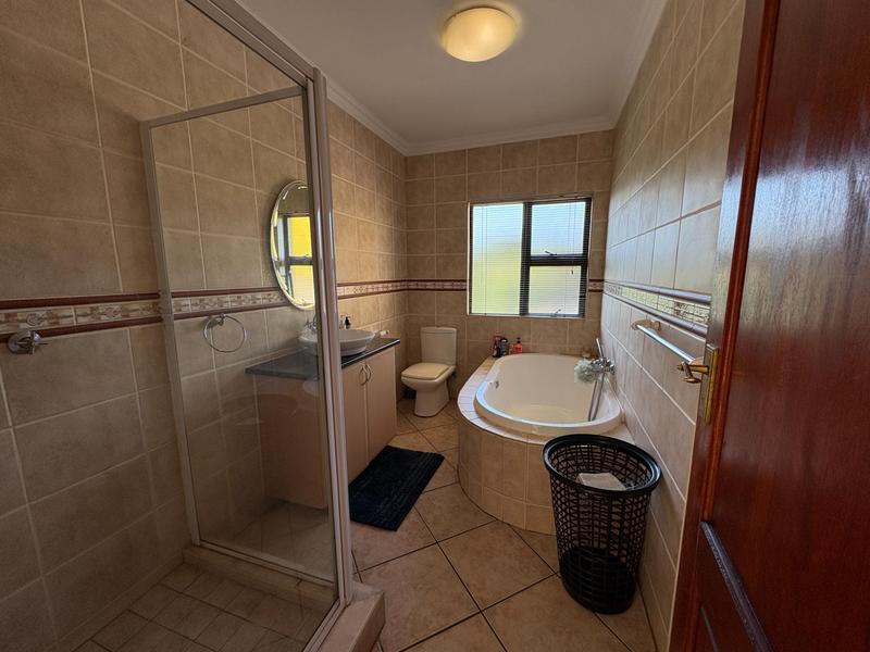 4 Bedroom Property for Sale in Midstream Estate Gauteng