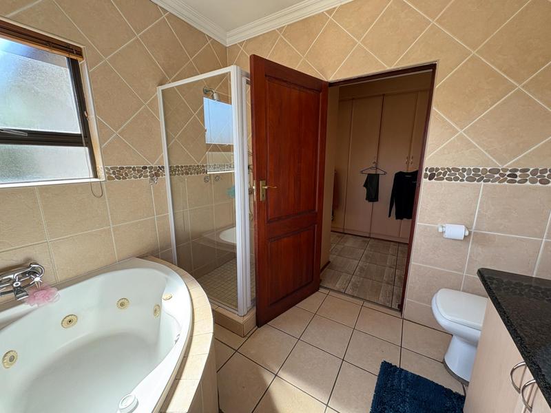4 Bedroom Property for Sale in Midstream Estate Gauteng