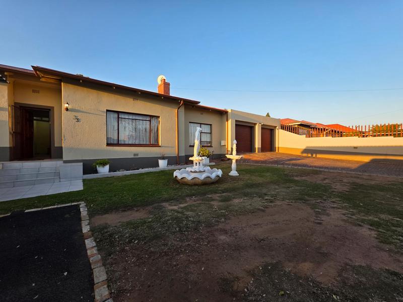 To Let 3 Bedroom Property for Rent in Horison Gauteng