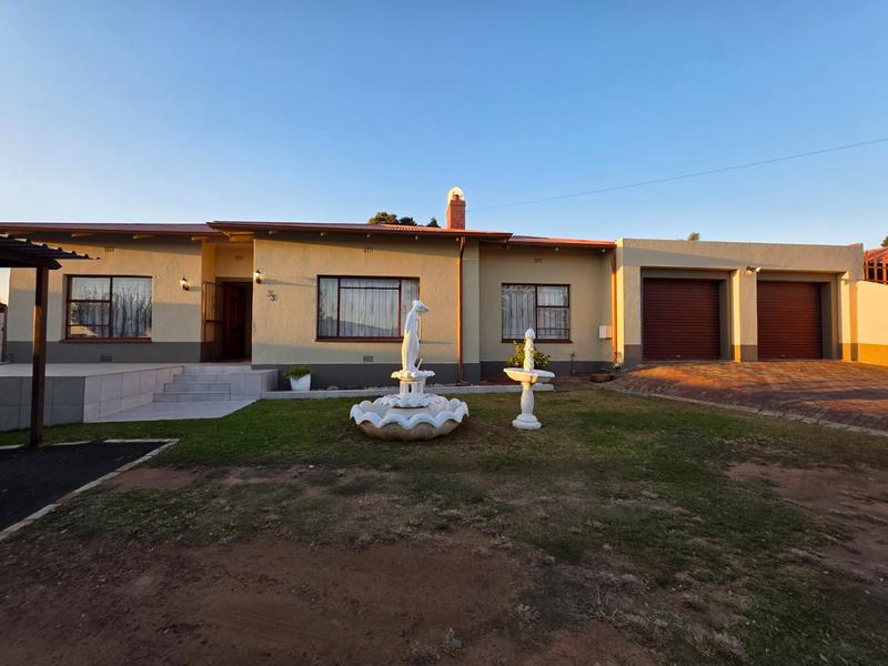To Let 3 Bedroom Property for Rent in Horison Gauteng