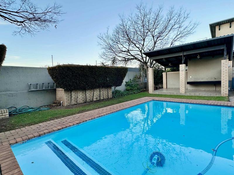 1 Bedroom Property for Sale in Morningside Gauteng