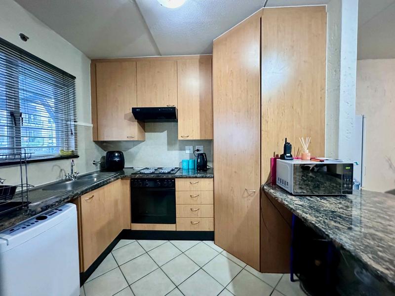 1 Bedroom Property for Sale in Morningside Gauteng