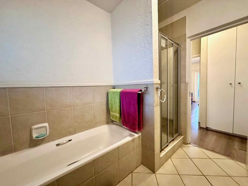 1 Bedroom Property for Sale in Morningside Gauteng