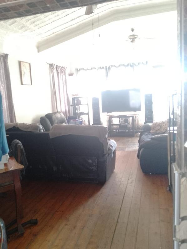 3 Bedroom Property for Sale in Geduld Gauteng
