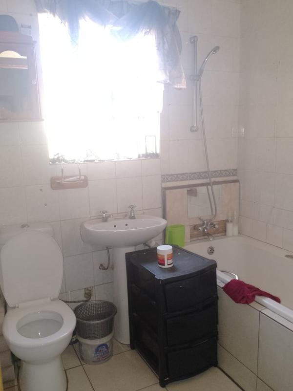 3 Bedroom Property for Sale in Geduld Gauteng