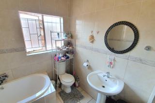 3 Bedroom Property for Sale in Karenpark Gauteng