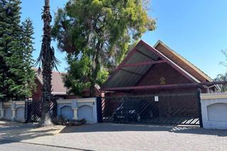 3 Bedroom Property for Sale in Karenpark Gauteng