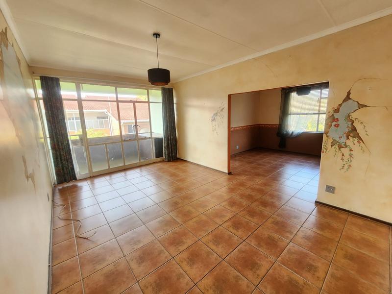 3 Bedroom Property for Sale in Denlee Gauteng