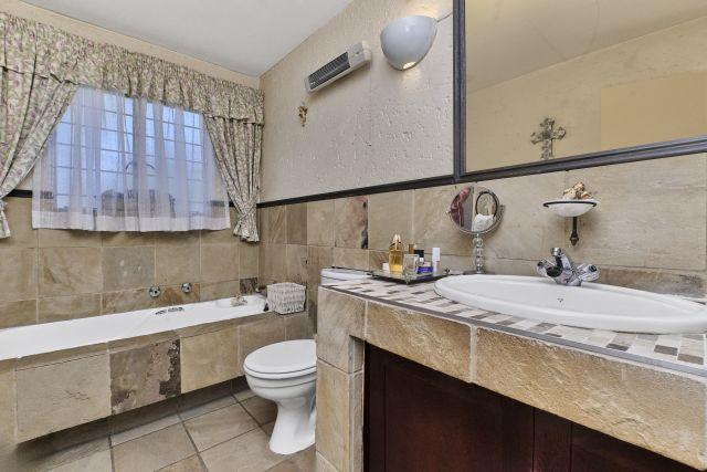 3 Bedroom Property for Sale in Sunninghill Gauteng