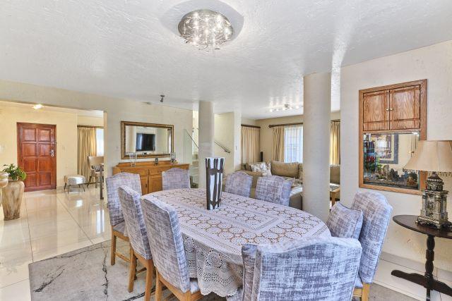 3 Bedroom Property for Sale in Sunninghill Gauteng
