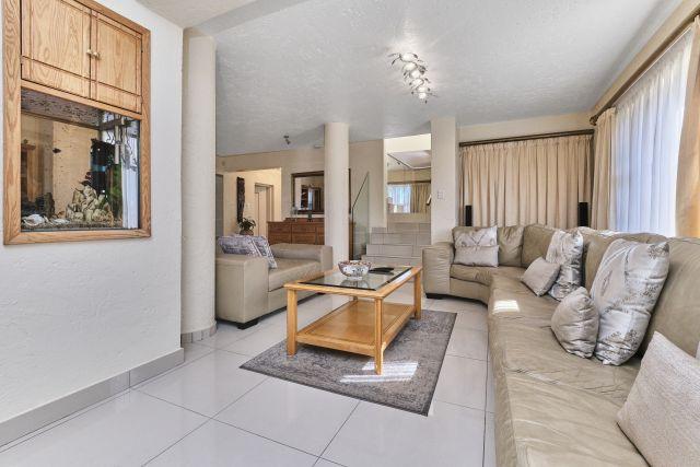 3 Bedroom Property for Sale in Sunninghill Gauteng