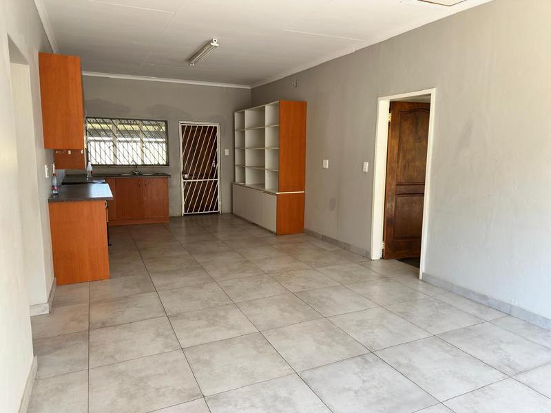 To Let 3 Bedroom Property for Rent in Erasmia Gauteng