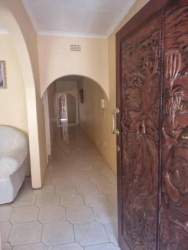 4 Bedroom Property for Sale in Lorentzville Gauteng