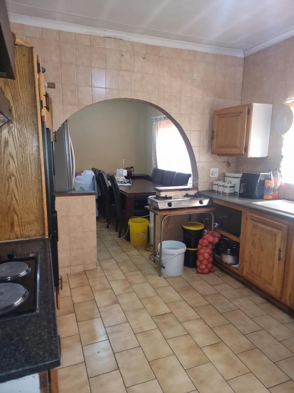 4 Bedroom Property for Sale in Lorentzville Gauteng
