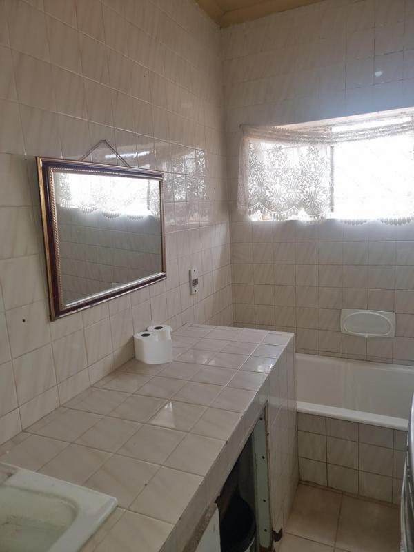 4 Bedroom Property for Sale in Lorentzville Gauteng