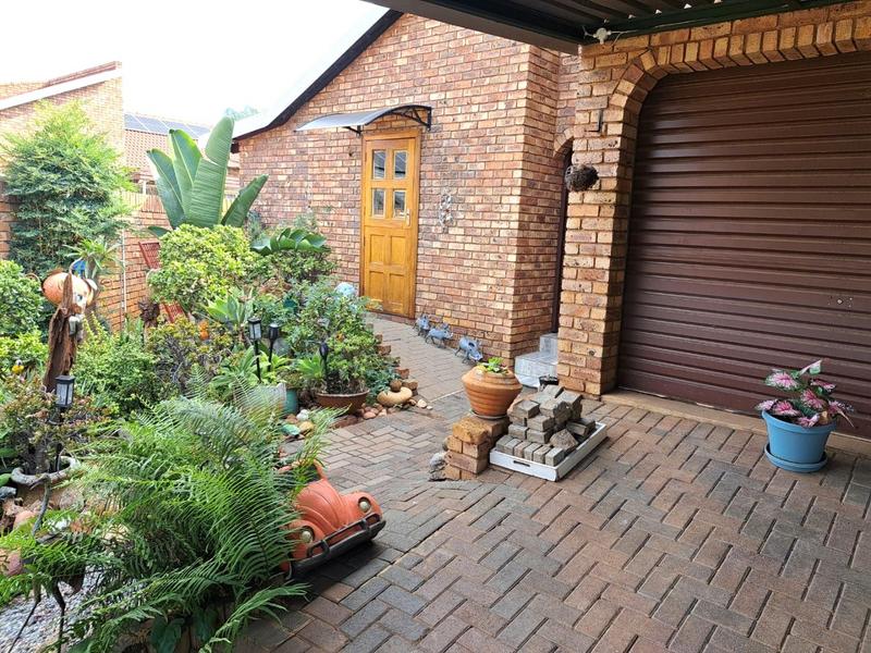 3 Bedroom Property for Sale in Montana Park Gauteng