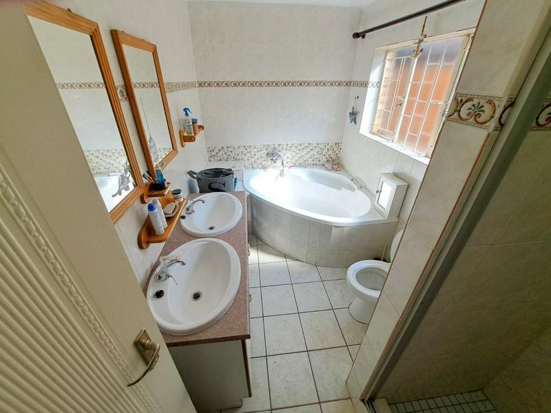 3 Bedroom Property for Sale in Montana Park Gauteng